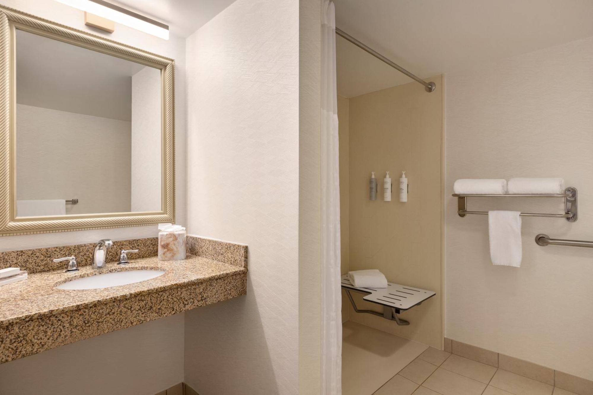 Hilton Garden Inn Fort Myers Airport/Fgcu Dış mekan fotoğraf