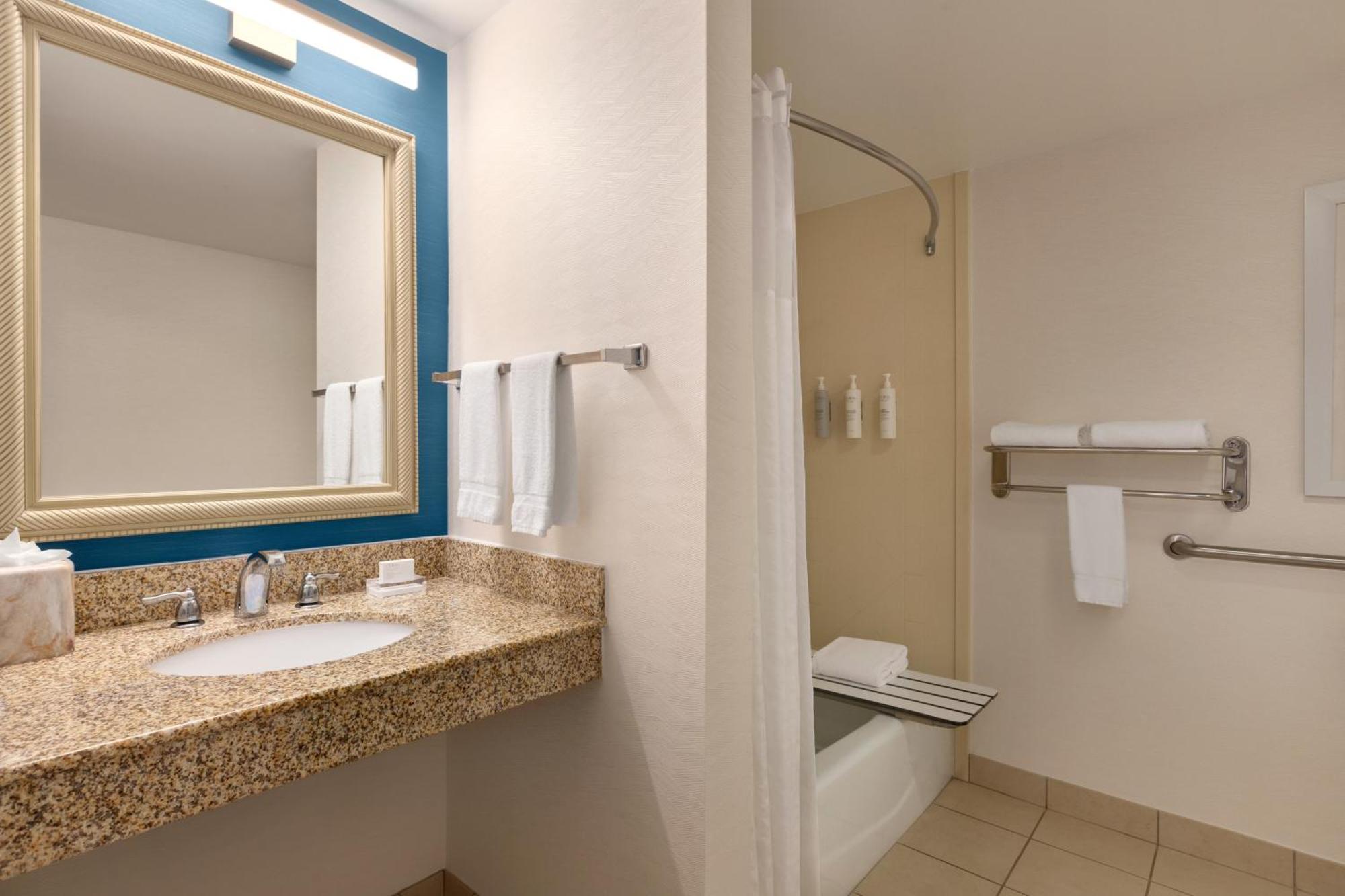 Hilton Garden Inn Fort Myers Airport/Fgcu Dış mekan fotoğraf